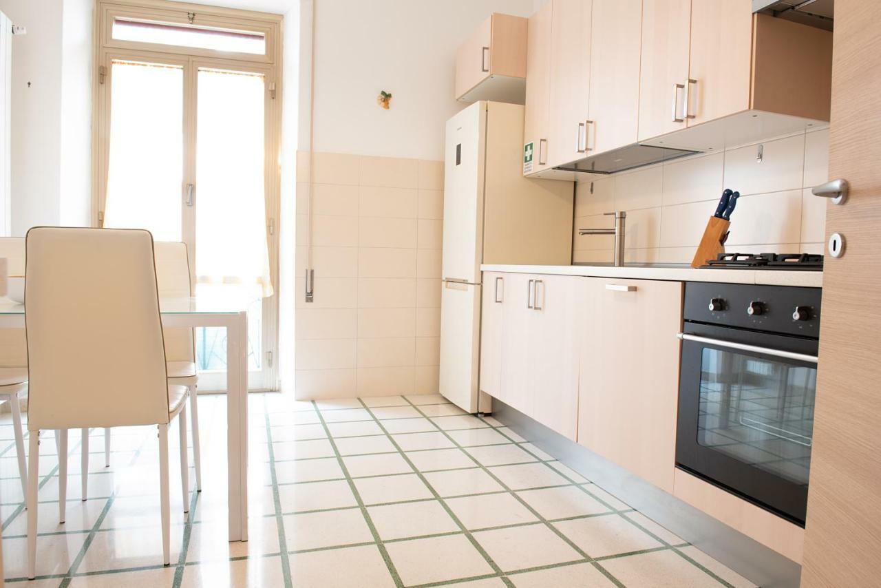Michelangelo Apartment ชิวิตาเวกเกีย ภายนอก รูปภาพ